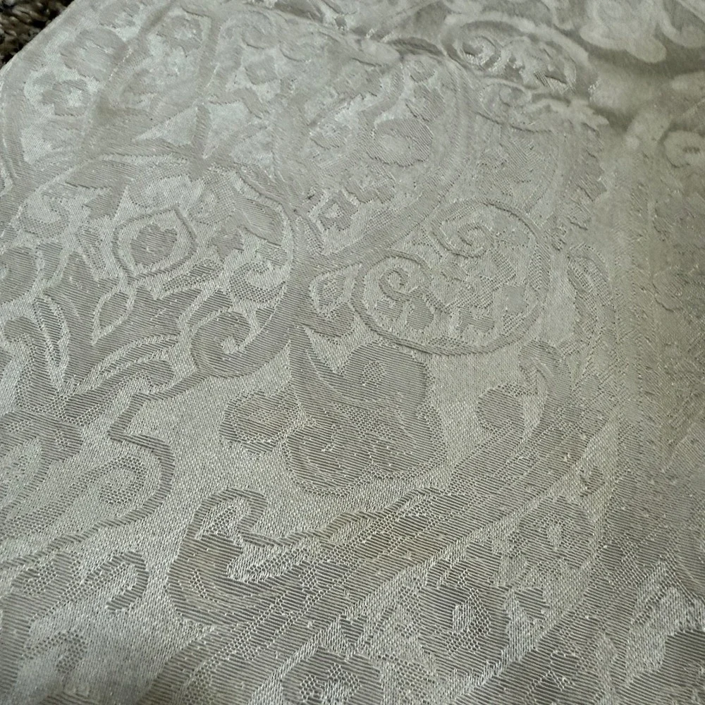 Lauren Ralph Lauren Damask gray silver Cloth square Napkins Set of‎ 4 Elegant